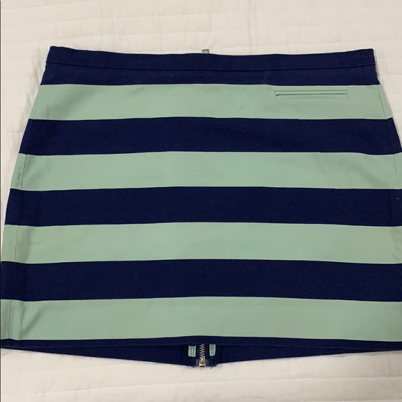 GAP Dresses & Skirts - Gap mini skirt